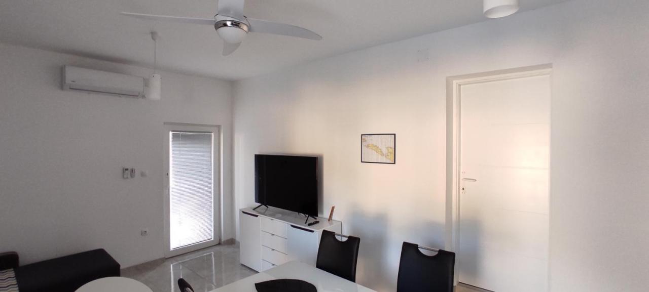 Apartment Žalo Donje Selo na Šolti 外观 照片